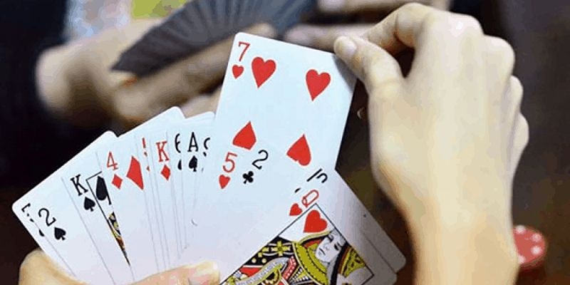 Chi tiết luật chơi game đánh bài phỏm